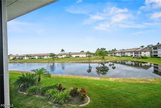 5830 Trailwinds DR 824, Fort Myers, FL 33907