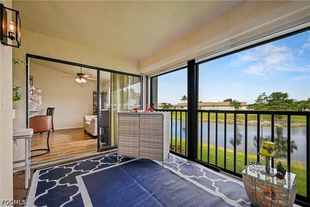 5830 Trailwinds DR 824, Fort Myers, FL 33907