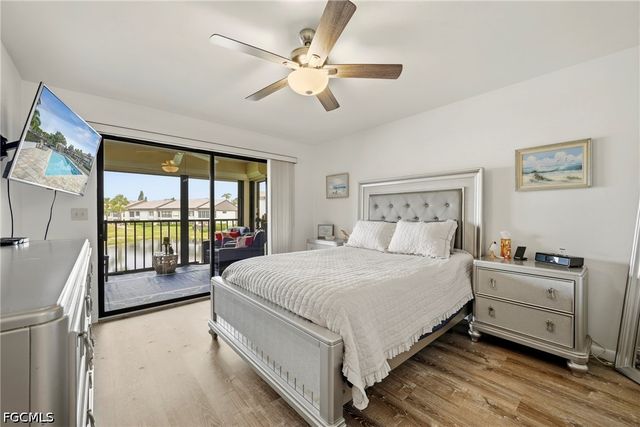 5830 Trailwinds DR 824, Fort Myers, FL 33907