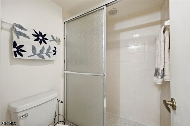 5830 Trailwinds DR 824, Fort Myers, FL 33907