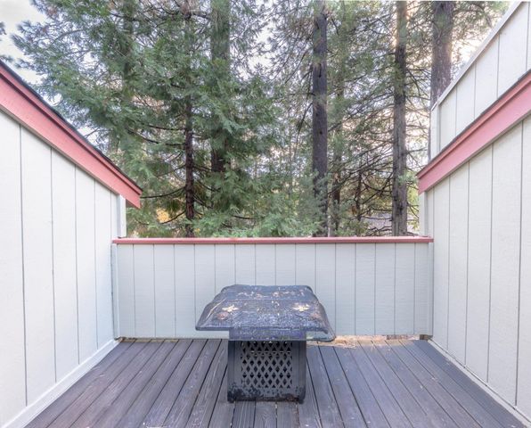 1002 Manuel Rd, Arnold, CA 95223