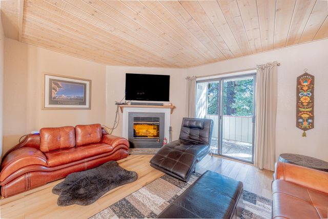 1002 Manuel Rd, Arnold, CA 95223