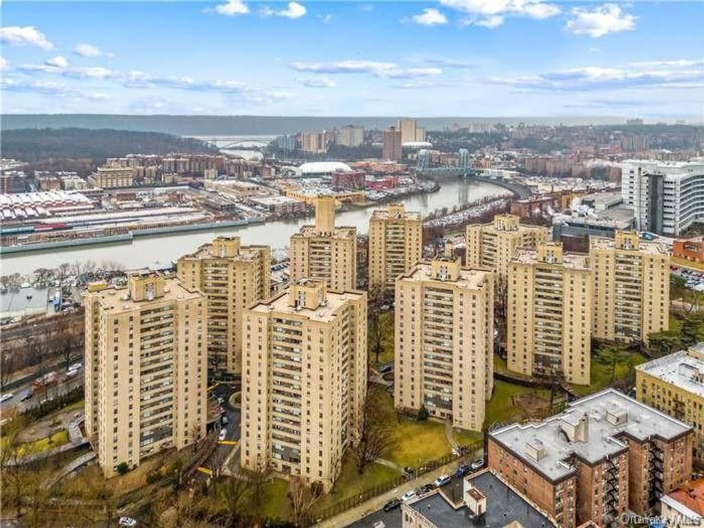 9 Fordham Hill Oval 11C, Bronx, NY 10468