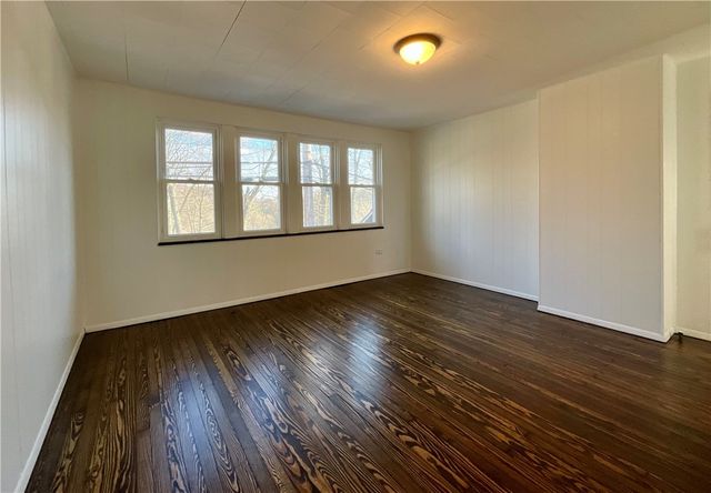 5227 Stanton Ave, Lawrenceville, PA 15201