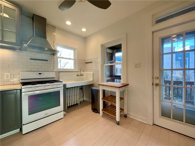 5227 Stanton Ave, Lawrenceville, PA 15201