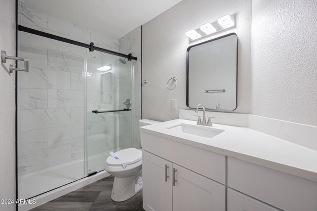 4152 W BOCA RATON Road, Phoenix, AZ 85053