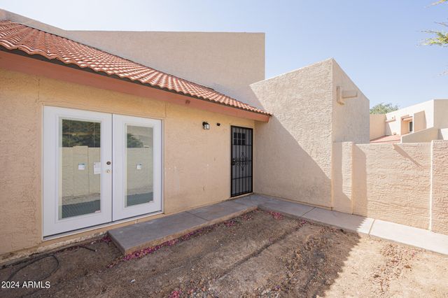 4152 W BOCA RATON Road, Phoenix, AZ 85053