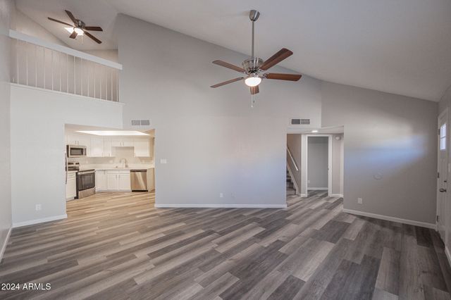 4152 W BOCA RATON Road, Phoenix, AZ 85053