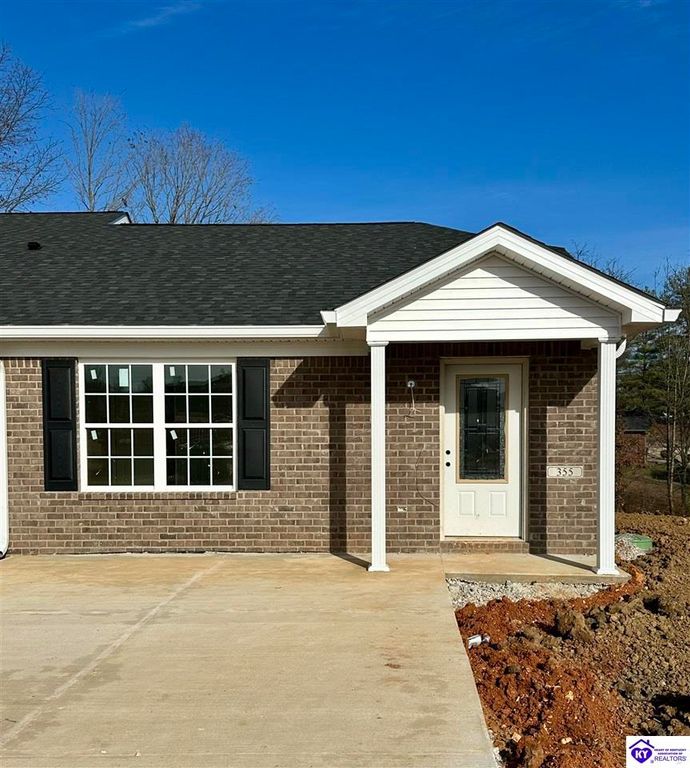 355 Breckinridge Circle, Vine Grove, KY 40175