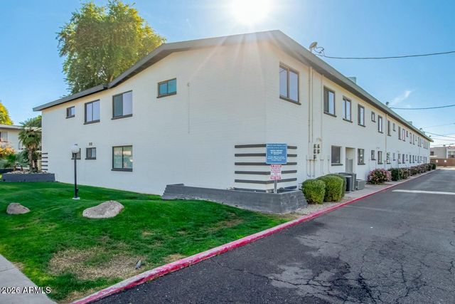 721 E MONTEBELLO Avenue 108, Phoenix, AZ 85014