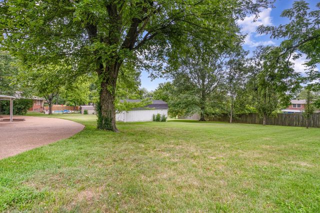 211 Diane Dr, Madison, TN 37115