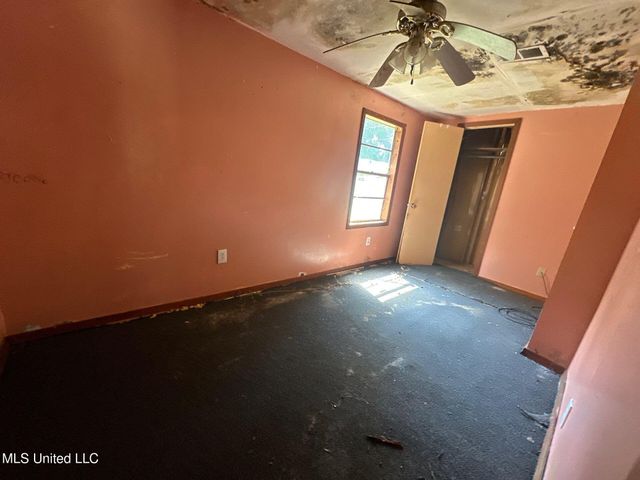 1509 First East Street, Vicksburg, MS 39183