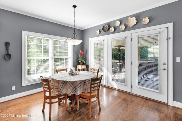 11006 Radleigh Ln, Louisville, KY 40291