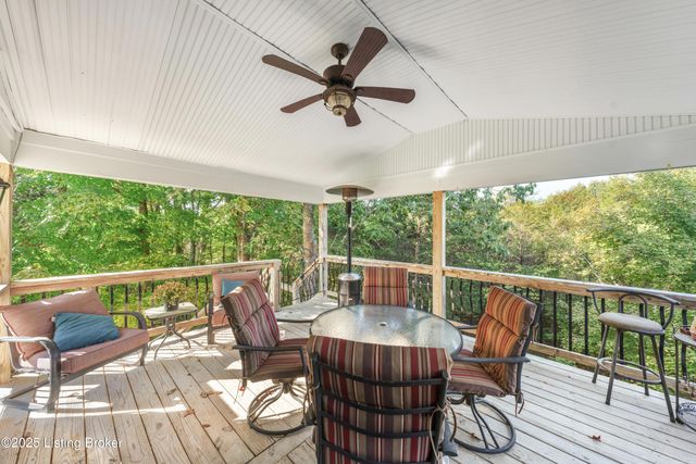 11006 Radleigh Ln, Louisville, KY 40291