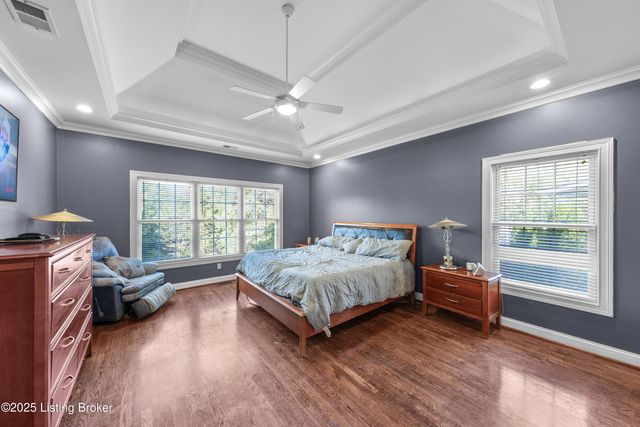 11006 Radleigh Ln, Louisville, KY 40291