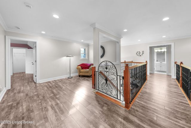 11006 Radleigh Ln, Louisville, KY 40291