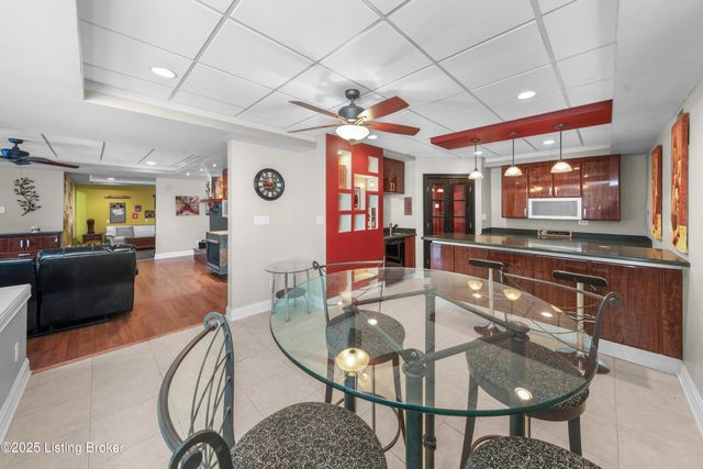 11006 Radleigh Ln, Louisville, KY 40291