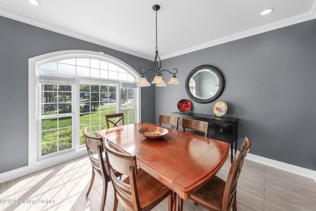 11006 Radleigh Ln, Louisville, KY 40291