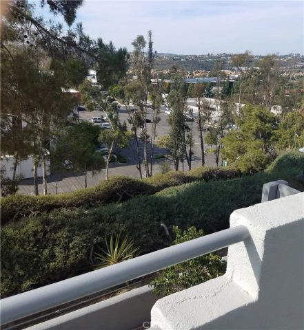27677 Aquamarine, Mission Viejo, CA 92691