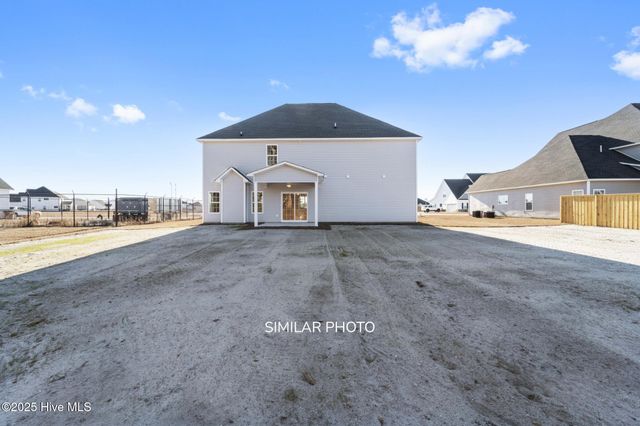 601 Salty Marsh Lane, Jacksonville, NC 28546