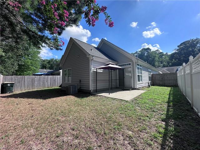 306 Dorothy DR, Yorktown, VA 23692