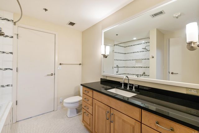 315 Rock St Apt 611, Little Rock, AR 72202