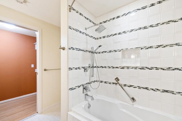 315 Rock St Apt 611, Little Rock, AR 72202