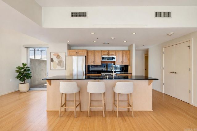 315 Rock St Apt 611, Little Rock, AR 72202