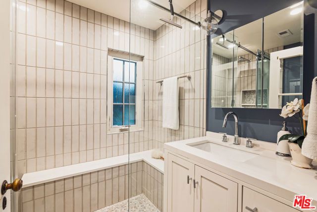 2055 Outpost Drive, Los Angeles, CA 90068