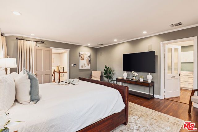 2055 Outpost Drive, Los Angeles, CA 90068