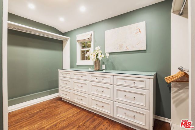 2055 Outpost Drive, Los Angeles, CA 90068