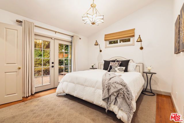 2055 Outpost Drive, Los Angeles, CA 90068