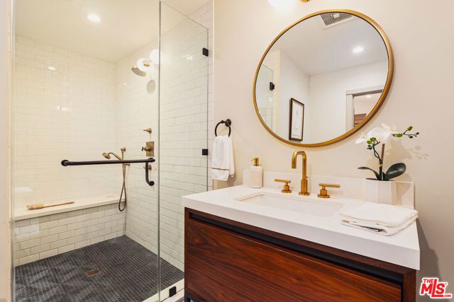 2055 Outpost Drive, Los Angeles, CA 90068