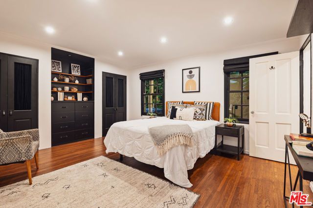 2055 Outpost Drive, Los Angeles, CA 90068