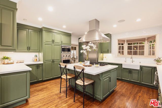 2055 Outpost Drive, Los Angeles, CA 90068