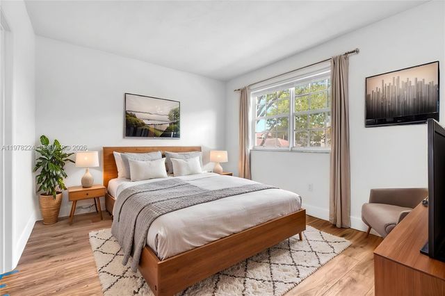 101 SW 117th Ave 7207, Pembroke Pines, FL 33025