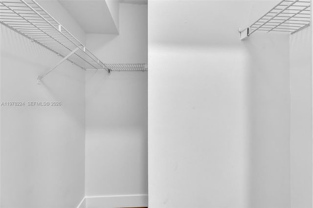 101 SW 117th Ave 7207, Pembroke Pines, FL 33025