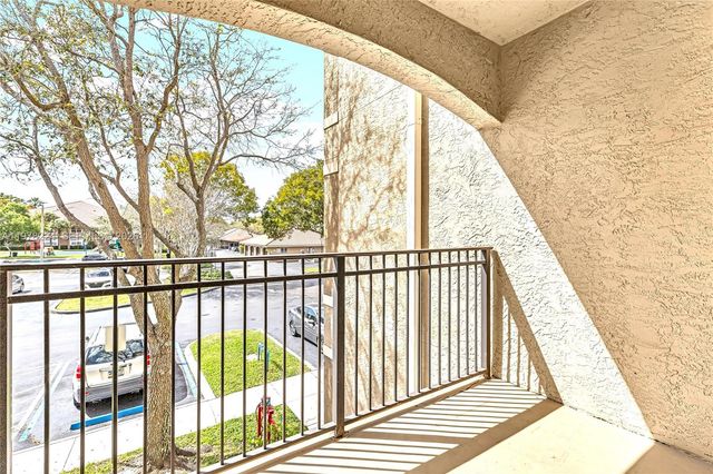 101 SW 117th Ave 7207, Pembroke Pines, FL 33025