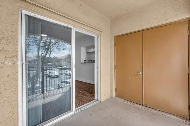 101 SW 117th Ave 7207, Pembroke Pines, FL 33025