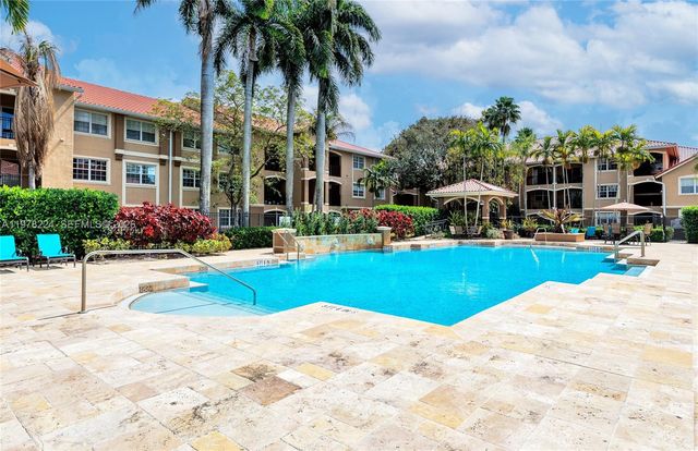 101 SW 117th Ave 7207, Pembroke Pines, FL 33025