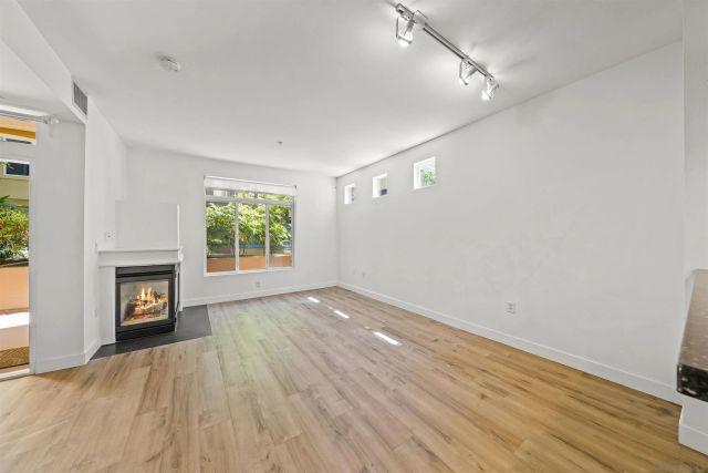 2400 5Th 103, San Diego, CA 92101