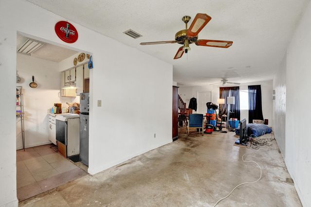 6505 Dockside Circle, Greenacres, FL 33463