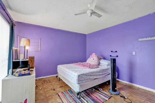 6505 Dockside Circle, Greenacres, FL 33463