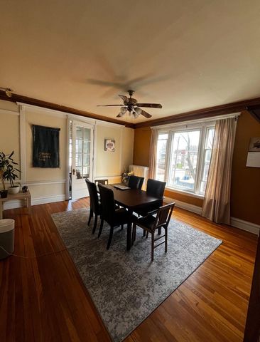 6535 N Bosworth Avenue, Chicago, IL 60626