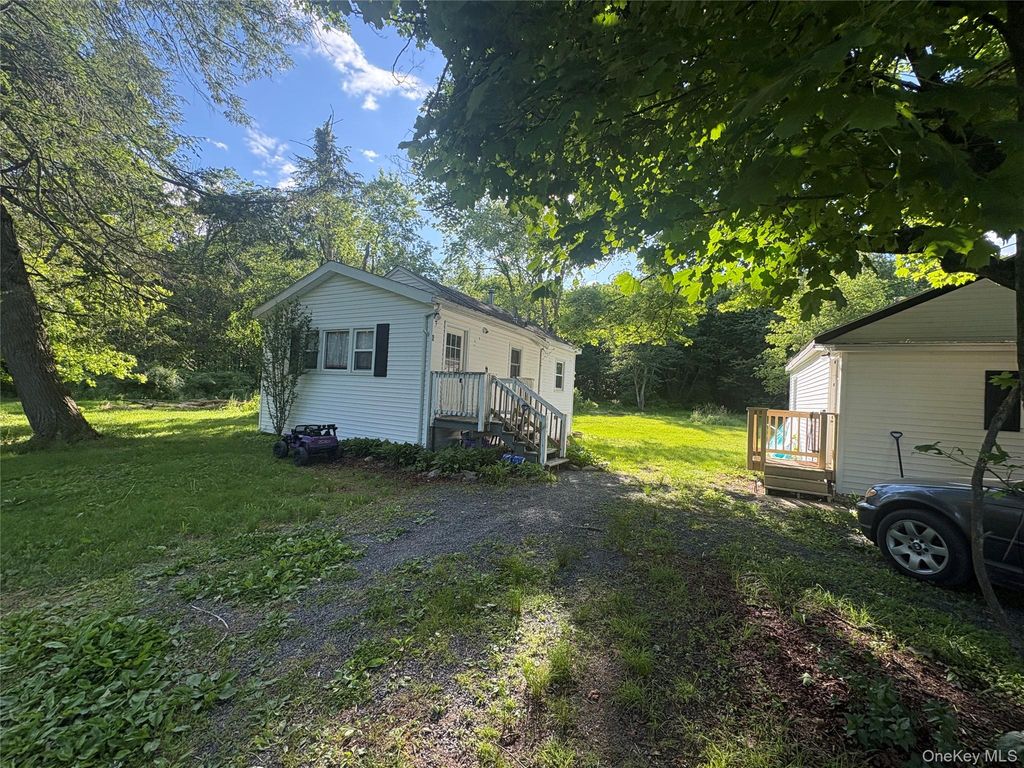1 Royal Acres Drive 6, Middletown, NY 10940