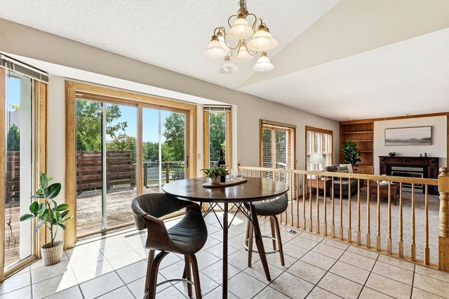 8843 Blackoaks Lane N, Maple Grove, MN 55311