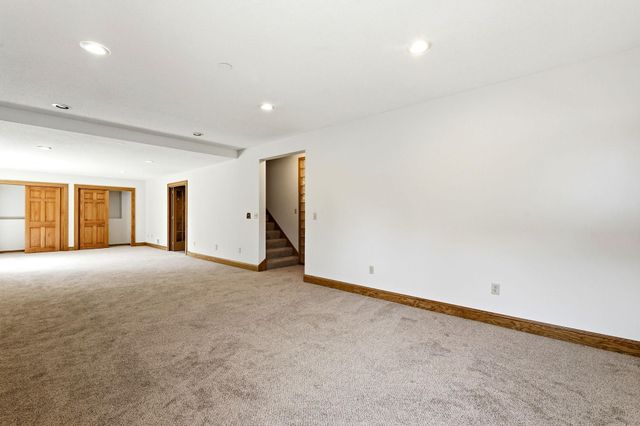 8843 Blackoaks Lane N, Maple Grove, MN 55311