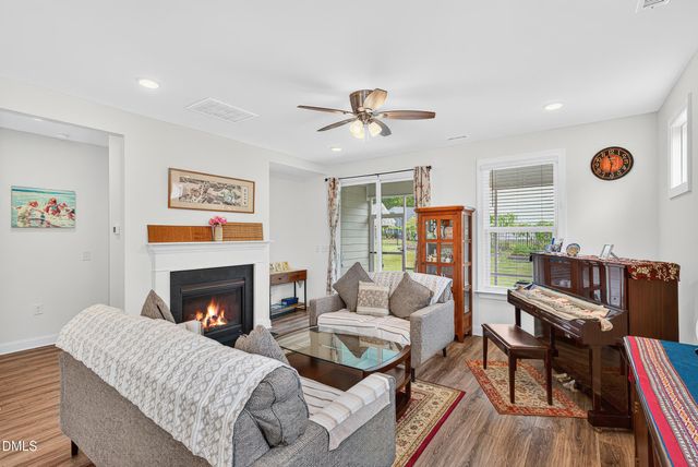 1405 Freeman Falls Court, Wake Forest, NC 27587