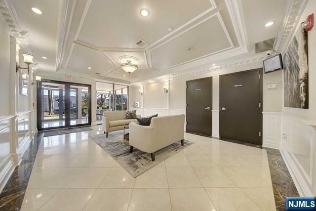 29 1st Street 505, Hackensack, NJ 07601
