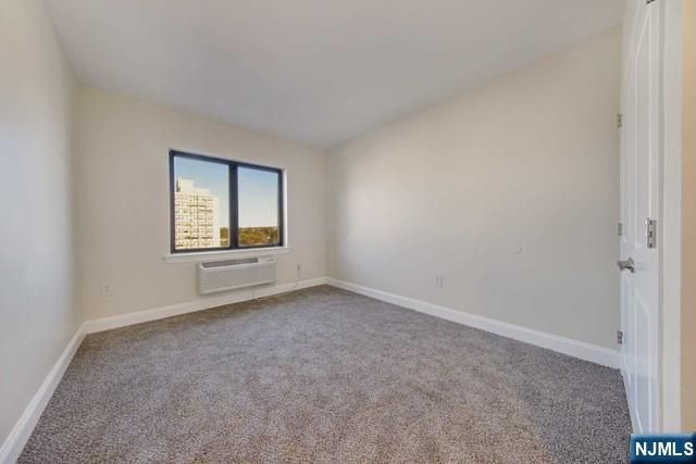29 1st Street 505, Hackensack, NJ 07601